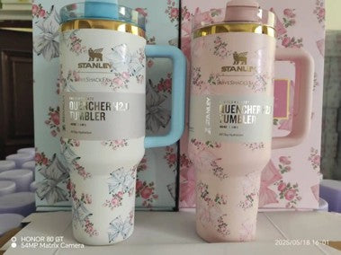 40 ounce Bow & Flowers Tumbler